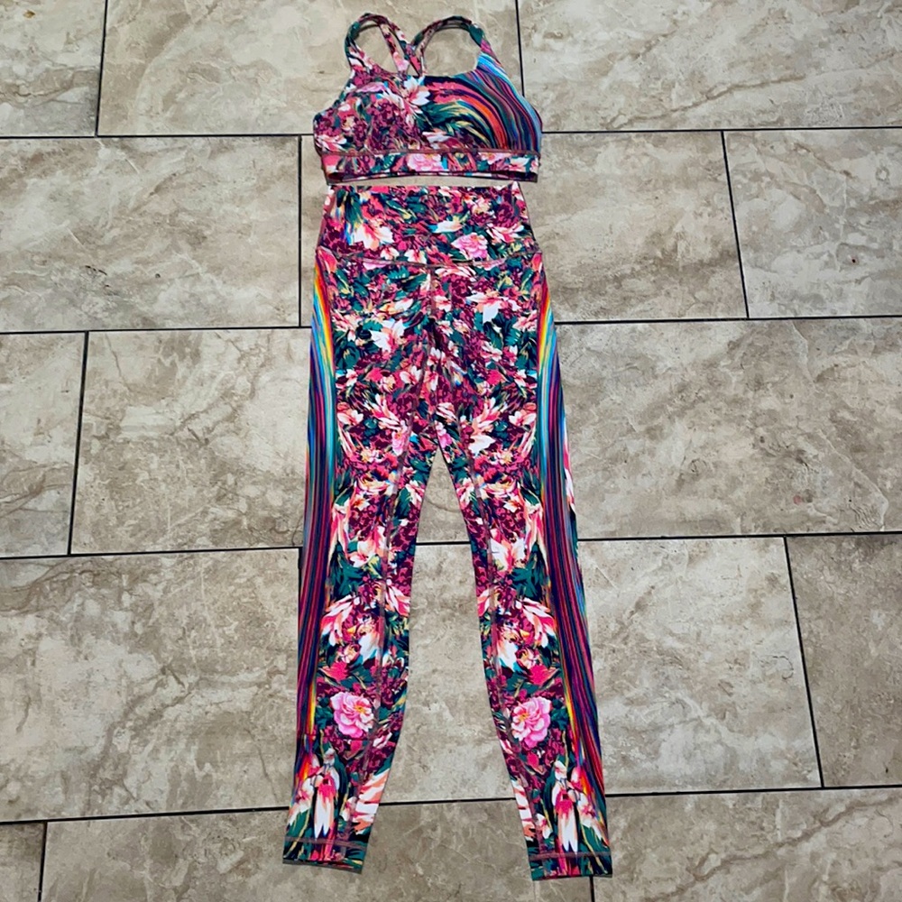 COPY - COPY - Discontinued Lululemon Set! ⭐️Must Sell!⭐️